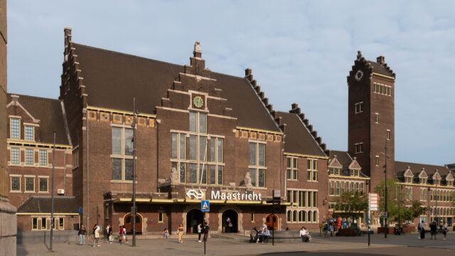 Station Maastricht aan het Stationsplein